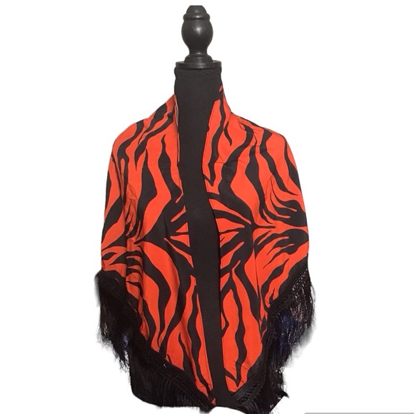 Accessories - Women shawl red and black with fringe NWT